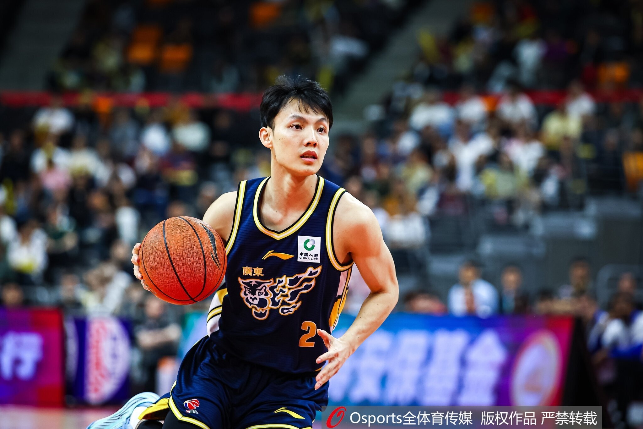 防守遭针对！徐杰9投5中拿到14分3篮板2助攻3抢断正负值-13
